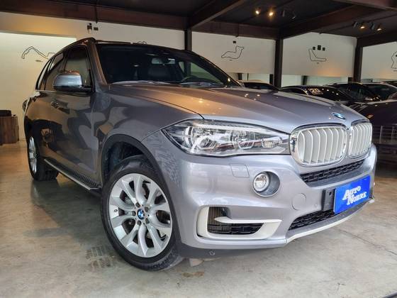 BMW X5 4.4 V8 TURBO GASOLINA XDRIVE50I SECURITY AUTOMÁTICO BMW X5 4.4 V8 TURBO GASOLINA XDRIVE50I SECURITY AUTOMÁTICO